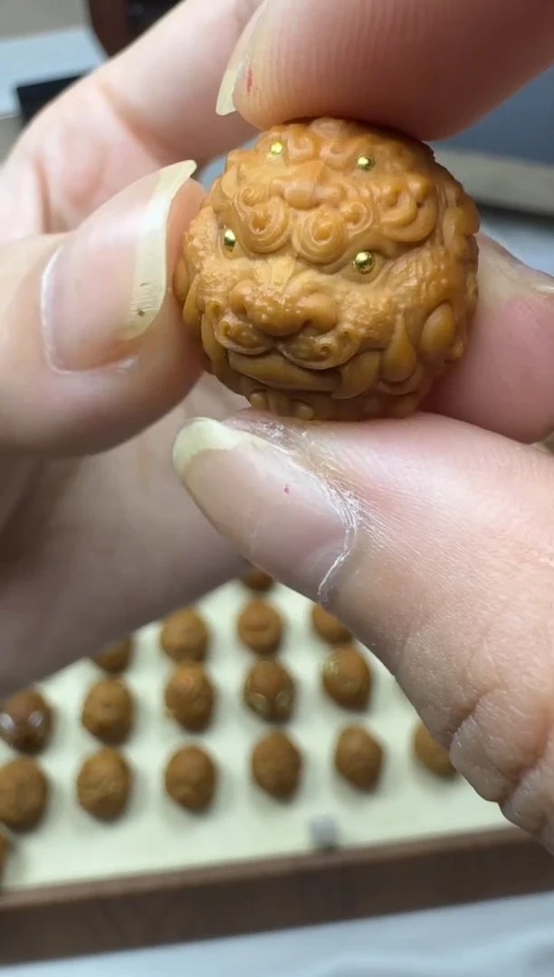 吊坠猴头核桃平**生唐狮白虎 镶嵌
