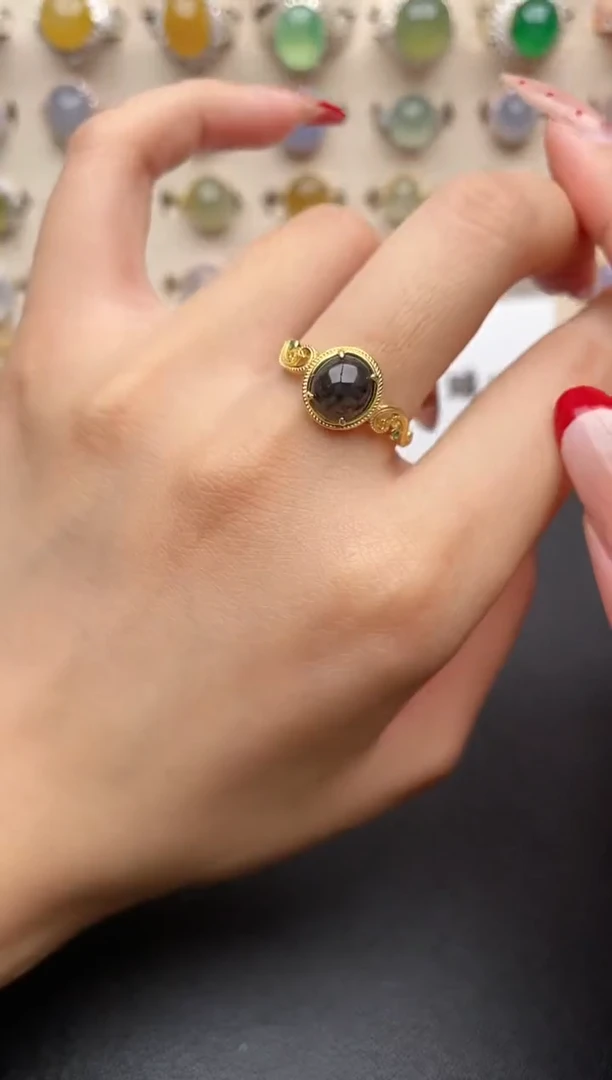 【闪购商品】翡翠戒指银S925镶嵌一物一证一礼盒