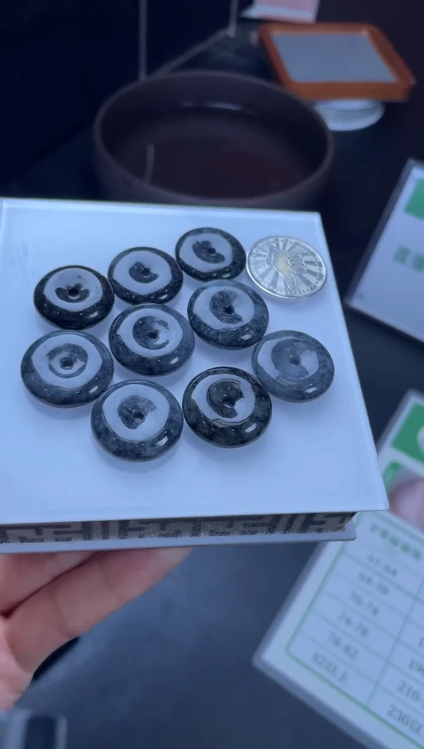 【闪购商品】翡翠颈饰未镶嵌W008-22763多样性发一