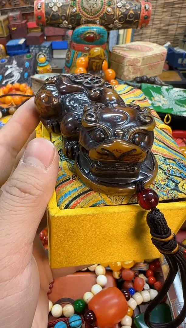 【闪购商品】蜜蜡裸石未镶嵌当天订单当天直发如图所示