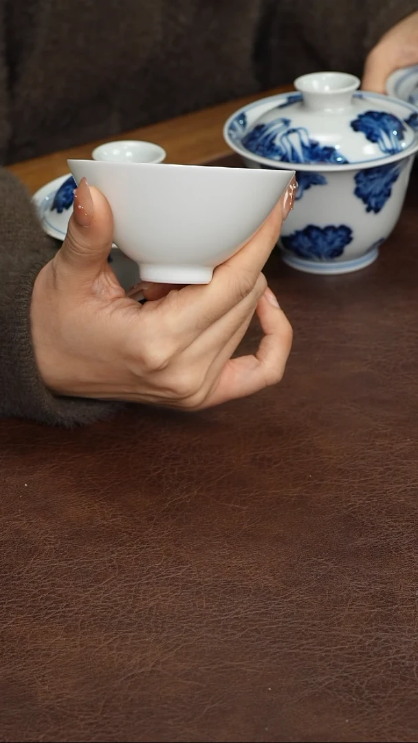 景德镇白胎斗笠杯