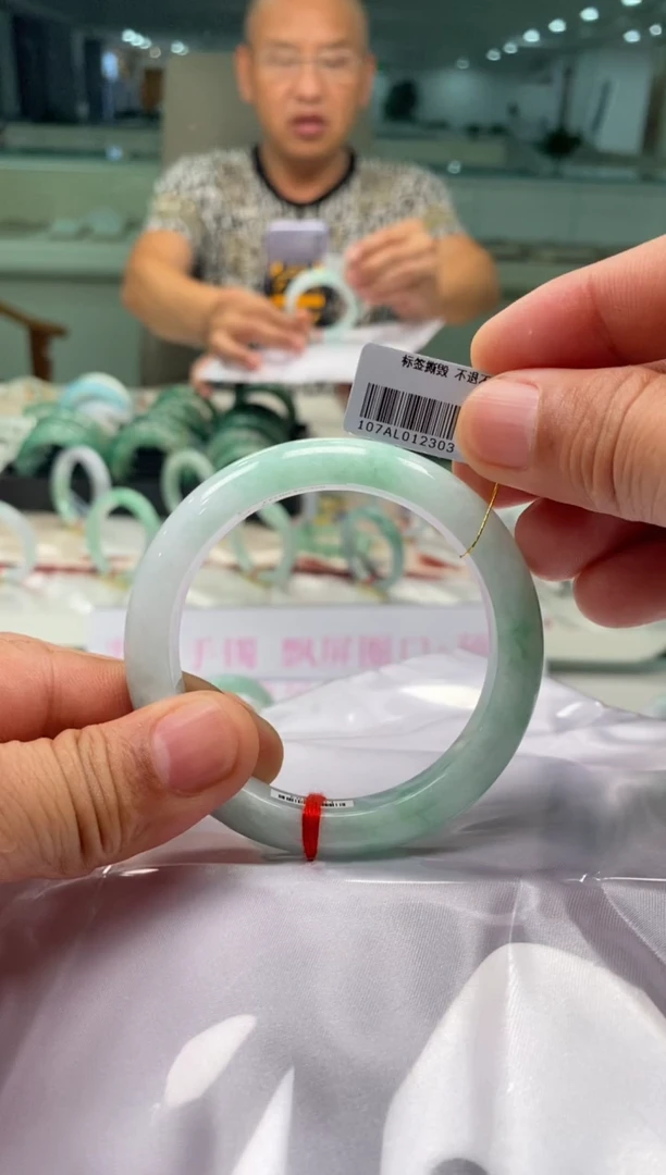 未镶嵌手镯翡翠三哥专属链接圈口55 编码 2303多样性发其一