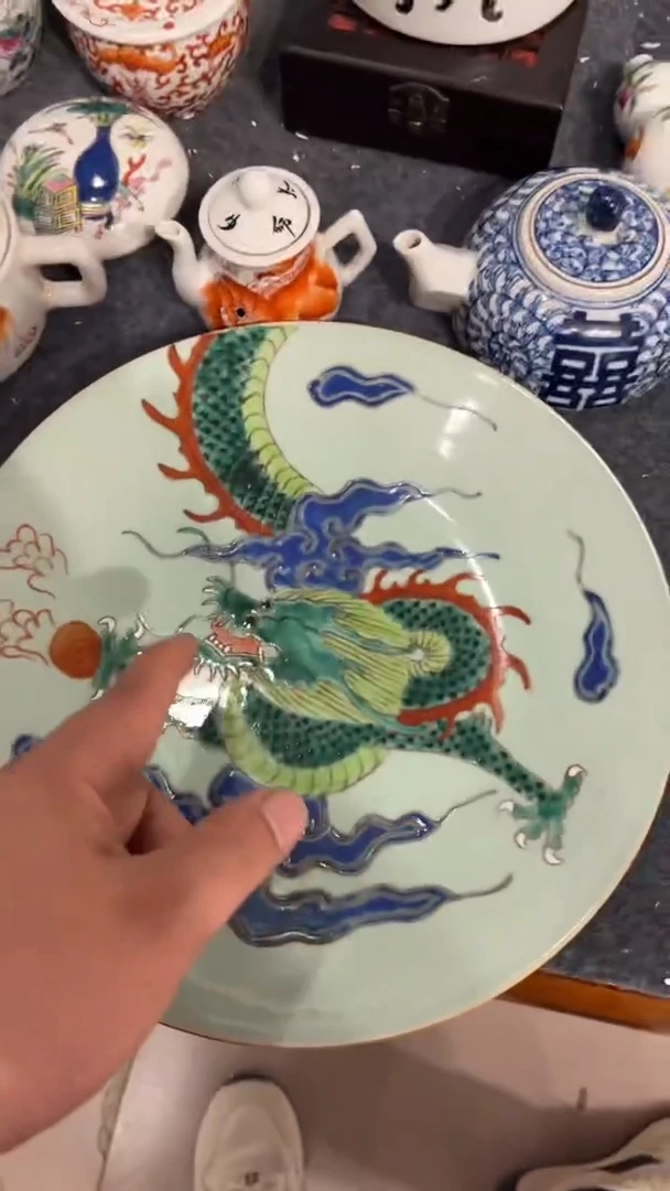 摆件瓷摆件瓷摆件豆青龙盘子