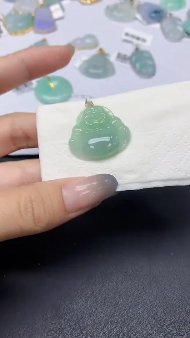 翡翠18K金镶嵌颈饰天然缅甸a货翡翠