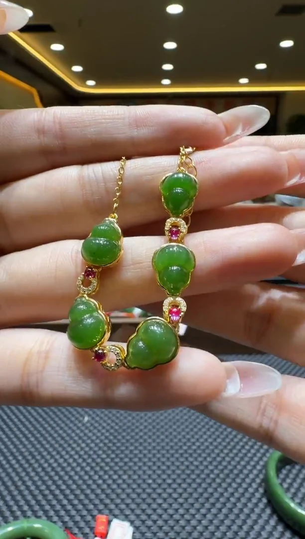 颈饰未镶嵌和田玉手链