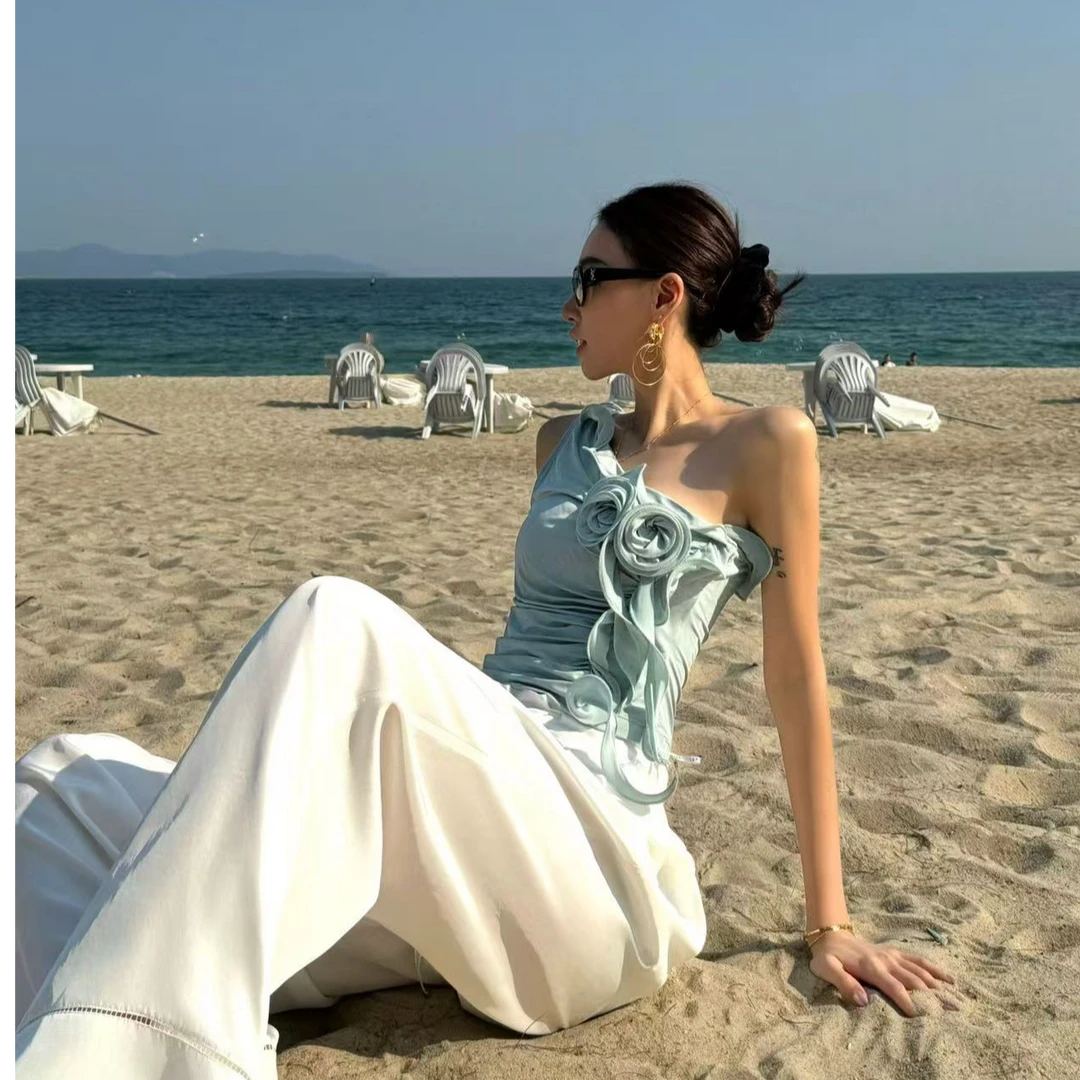 Leewei设计师品牌【output】斜肩修身短款立体玫瑰背心上衣