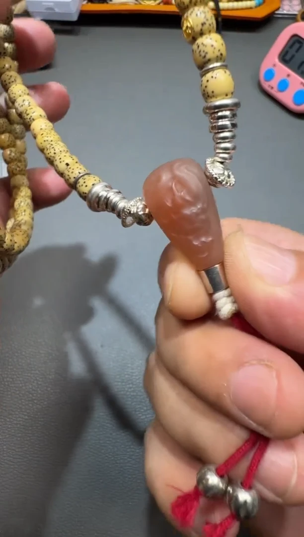 合金颈饰玛瑙/玉髓三通