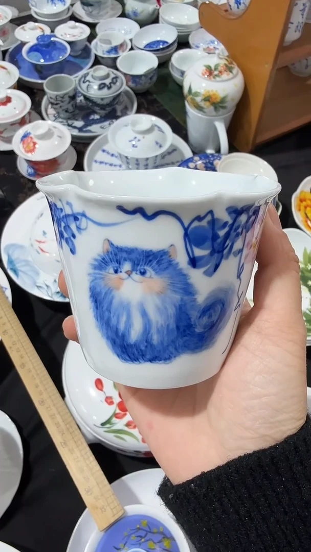 摆件陶瓷景德镇高温瓷（花口杯）