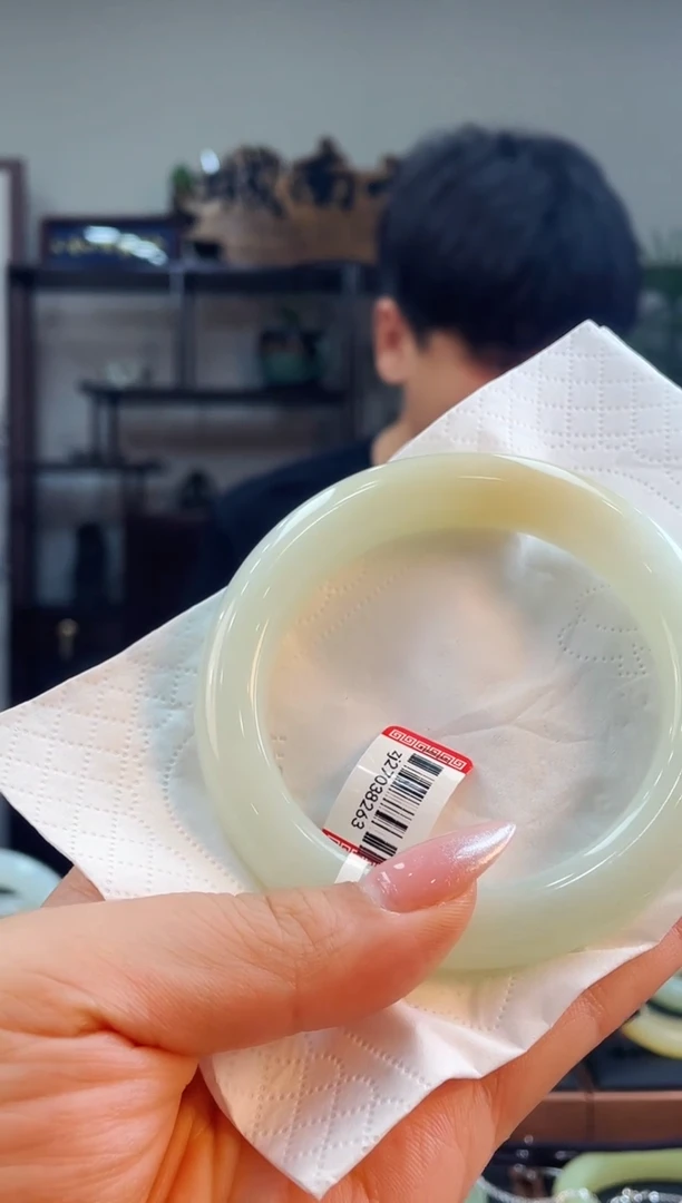 和田玉手镯未镶嵌59淡糖27038263