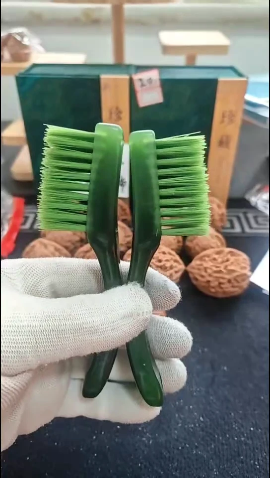 把件文玩核桃绿米文玩核桃专用刷2把