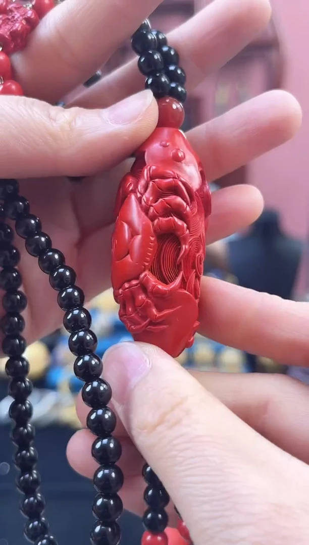 非遗  雕漆 大漆 吊坠 螃蟹