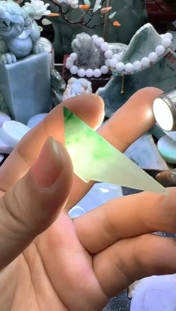 未镶嵌挂件翡翠天然缅甸翡翠A货