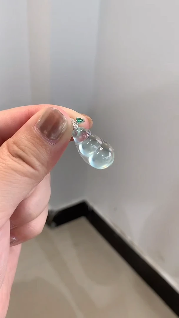 未镶嵌蛇纹石玉吊坠(不含链)四季豆