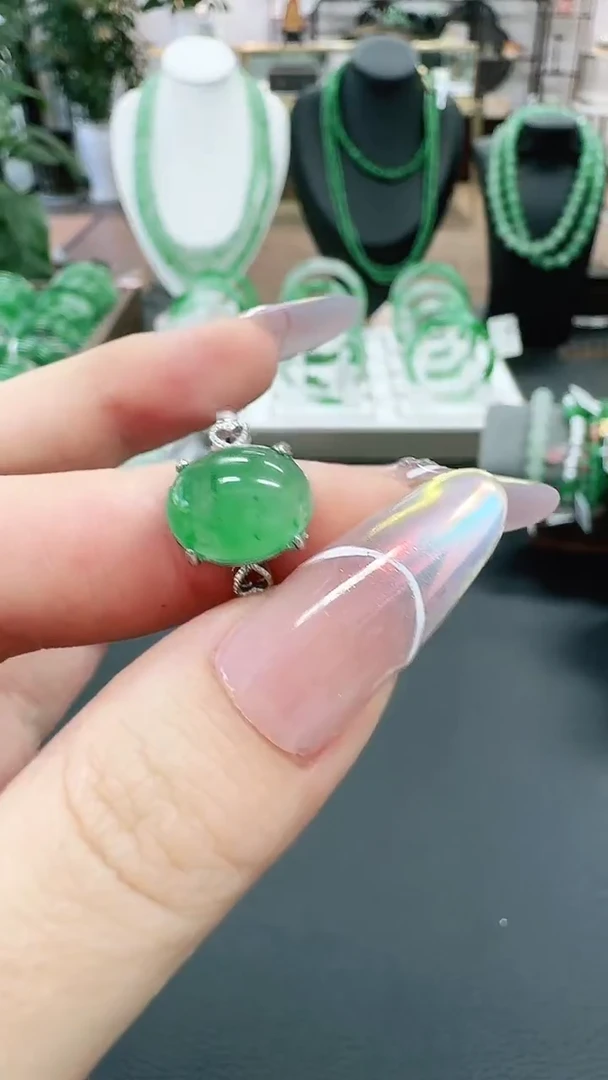 未镶嵌1石英质玉（非洲翠）/1011