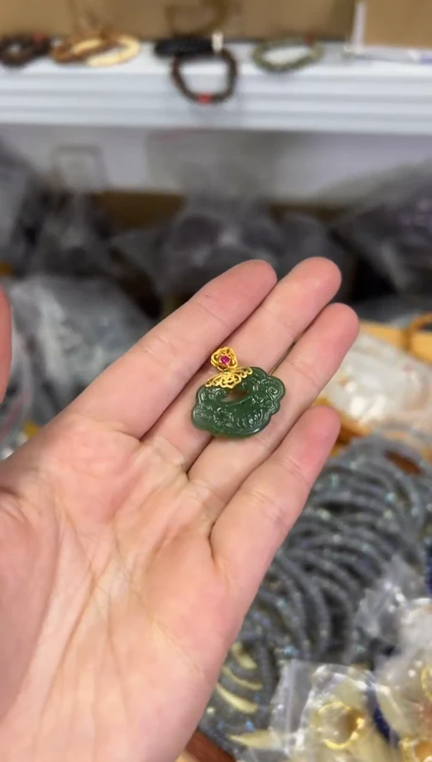 【闪购商品】和田玉颈饰银S925镶嵌和田碧玉如意银吊坠[0474]