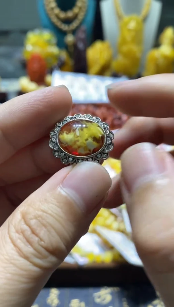 银S925镶嵌蜜蜡裸石戒指