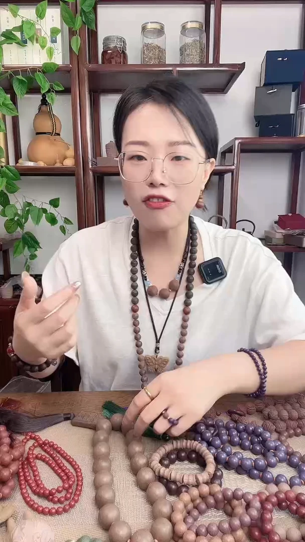 泥塑抱扑+金颜大脖挂