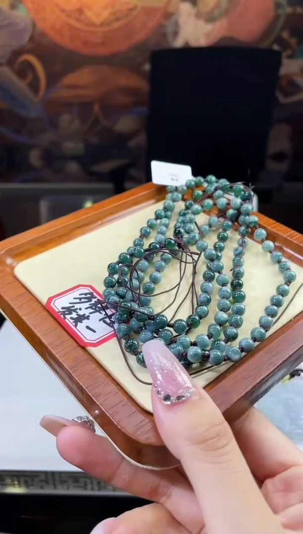 翡翠未镶嵌颈饰多样性发其一2