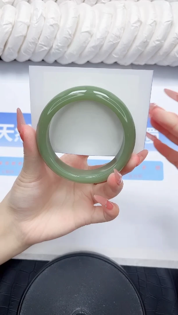 石英质玉手镯未镶嵌29-60