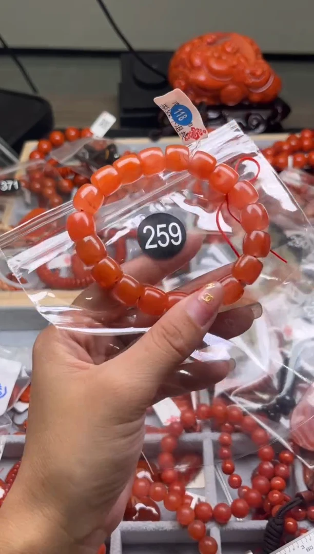 【闪购商品】南红玛瑙珠宝奇石未镶嵌259-11+