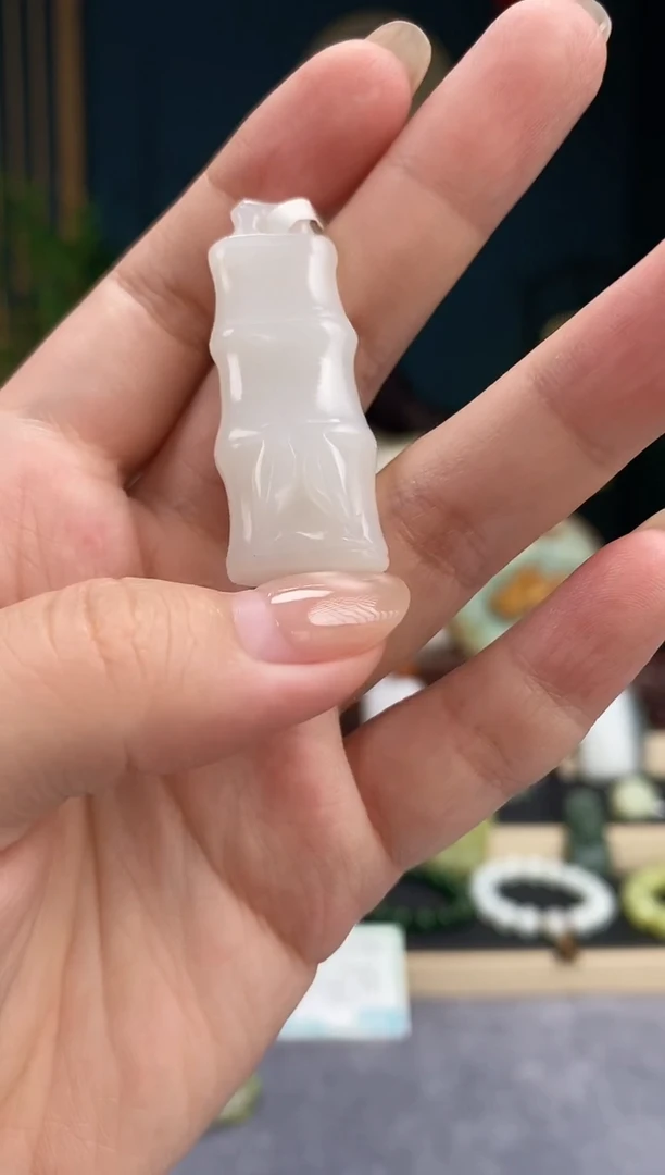 吊坠(不含链)未镶嵌和田玉吊坠