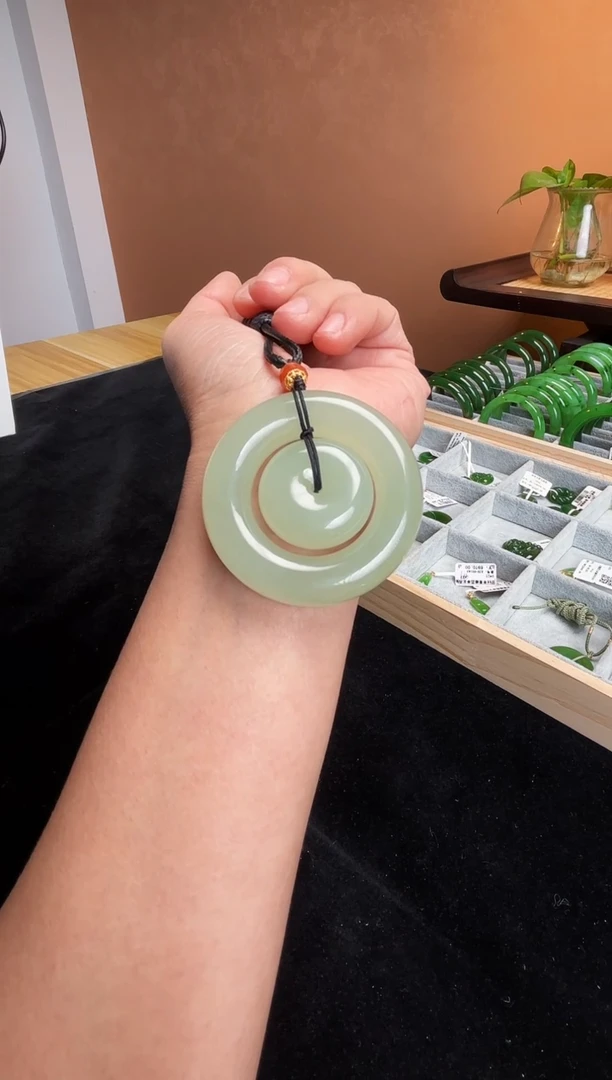 吊坠(不含链)未镶嵌和田玉和田玉 子母扣 多样性发一