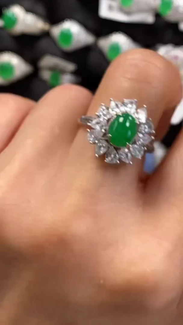 【闪购商品】翡翠戒指银S925镶嵌9259