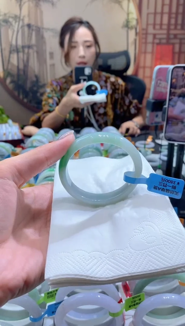 未镶嵌手镯翡翠000082505