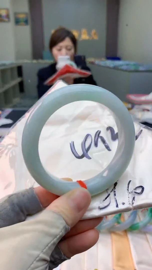 未镶嵌手镯翡翠0416575361