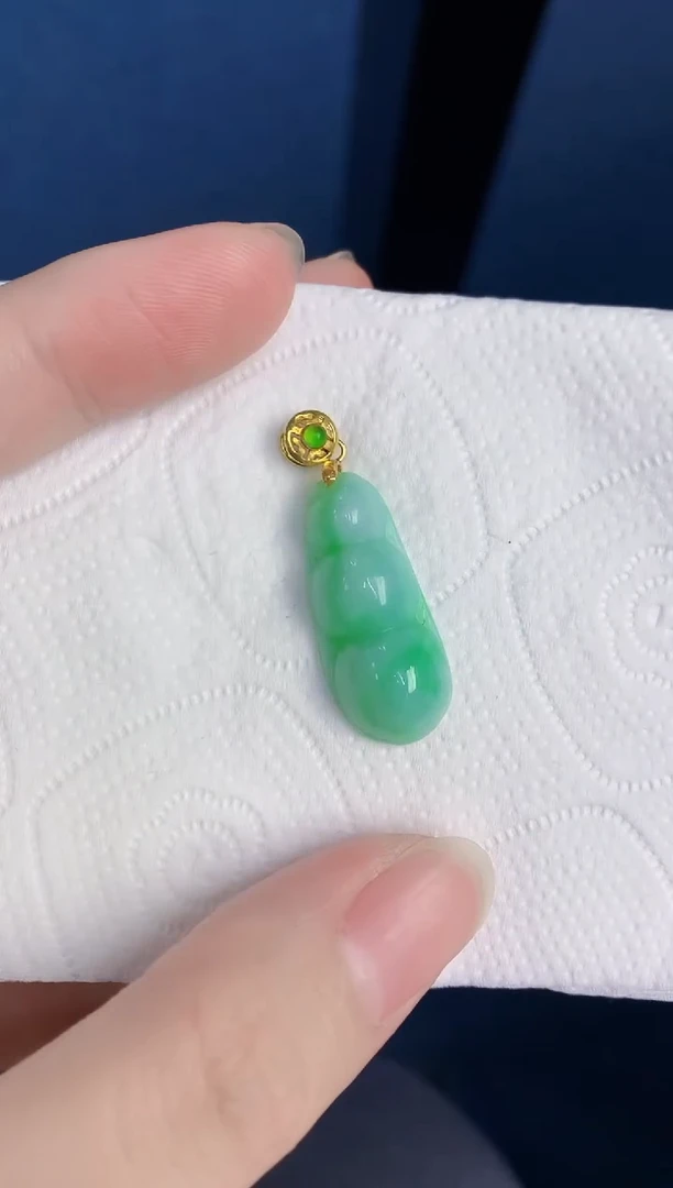 颈饰未镶嵌翡翠天然翡翠缅甸A货