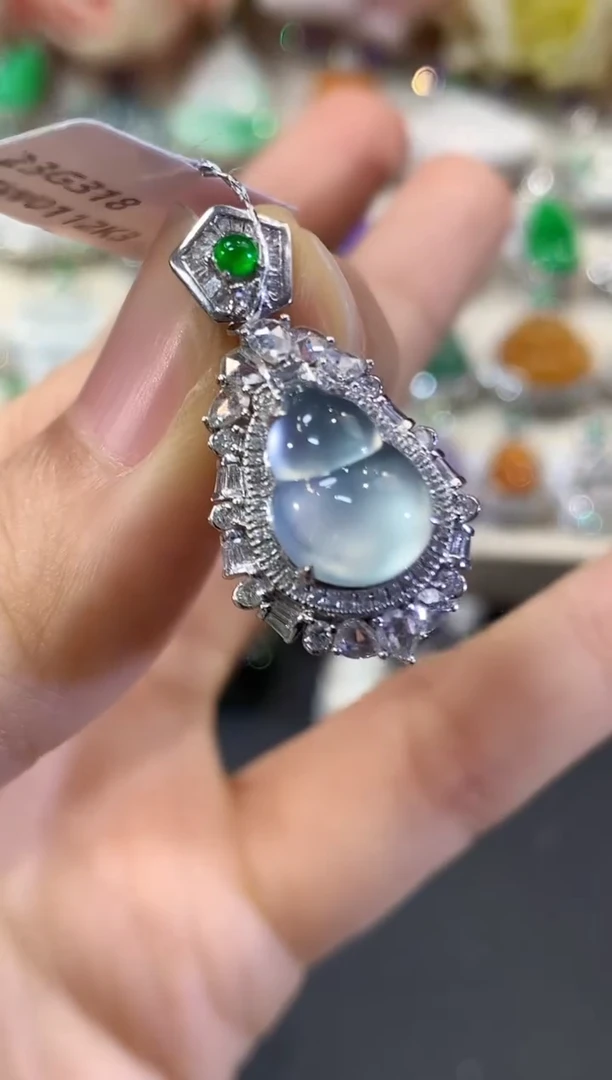 吊坠(不含链)18K金镶嵌翡翠w*缘C201