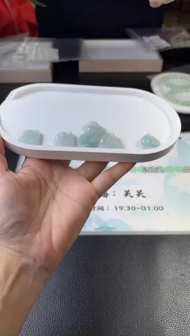 未镶嵌挂件翡翠多样性发一件R703032