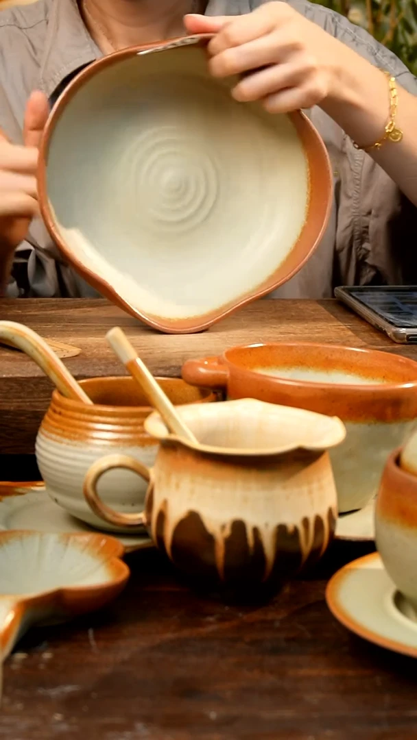 盘高颜值粗陶餐具限时抢购