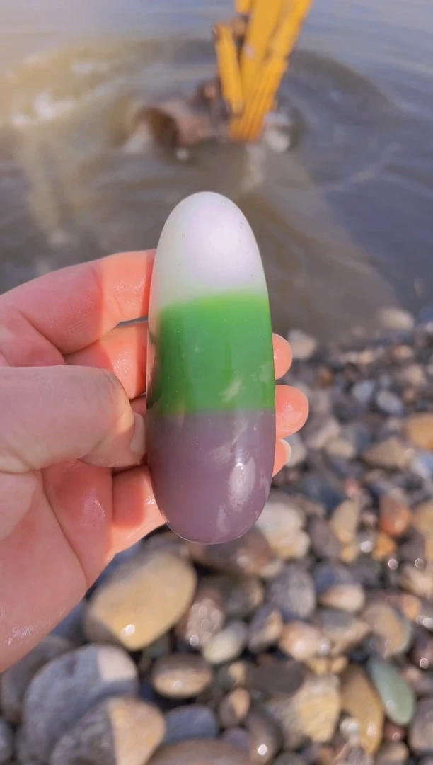 未镶嵌和田玉把件1