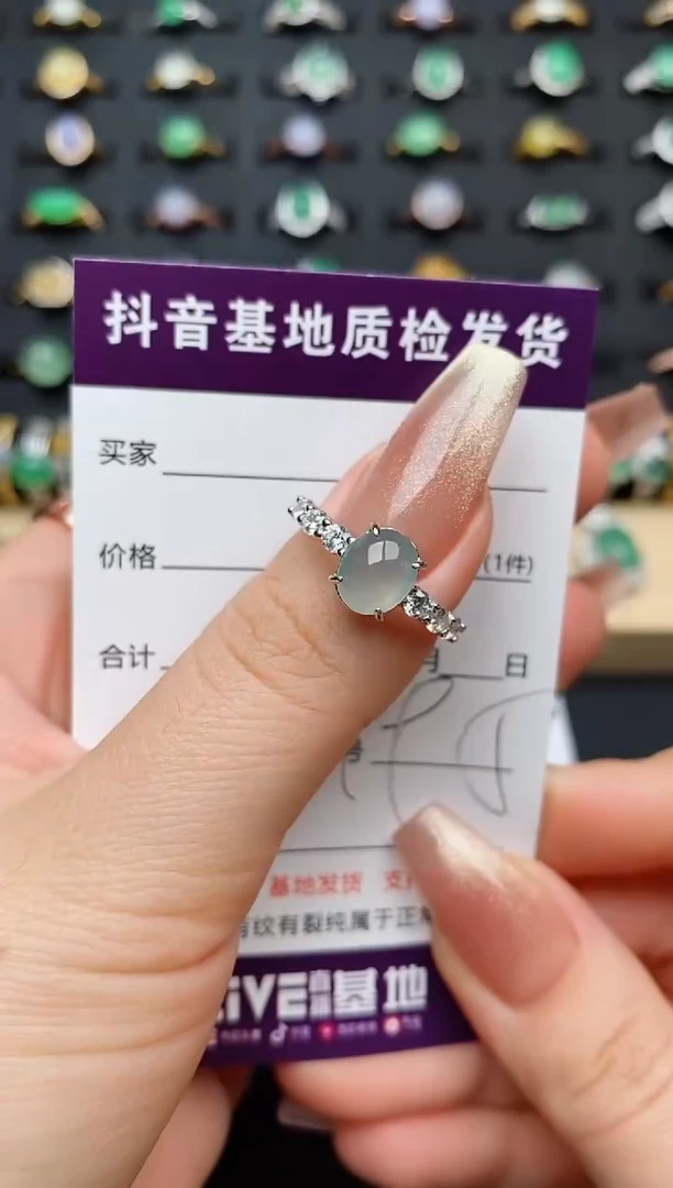 翡翠银S925镶嵌颈饰糖*儿.............