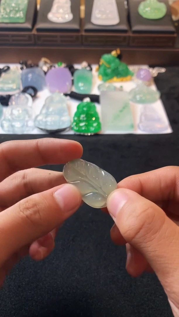 未镶嵌定制翡翠有****来5055毛货不退不换
