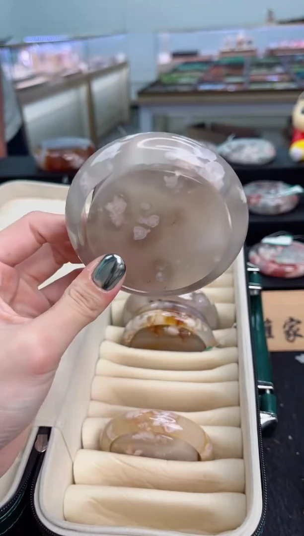 石英质玉手镯未镶嵌64圈口（赠品镯心）36028950