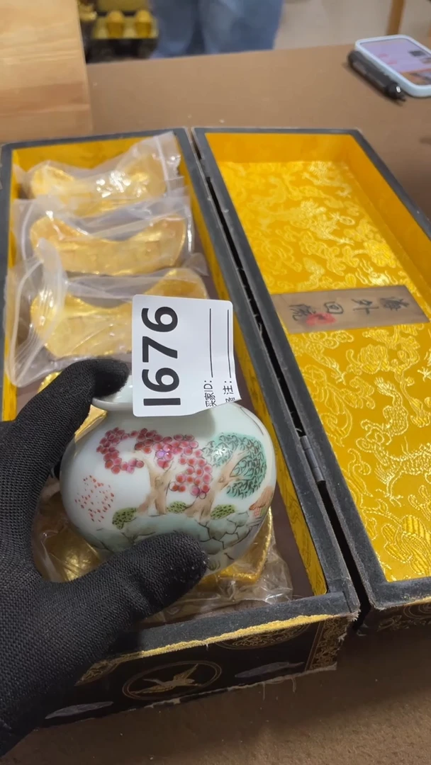 编码L676瓷器摆件（代拍链接）