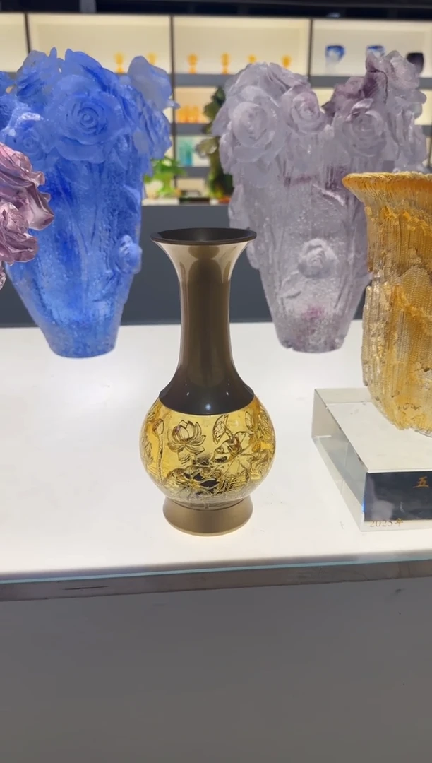 手工艺品琉璃铜琉结合荷花净瓶