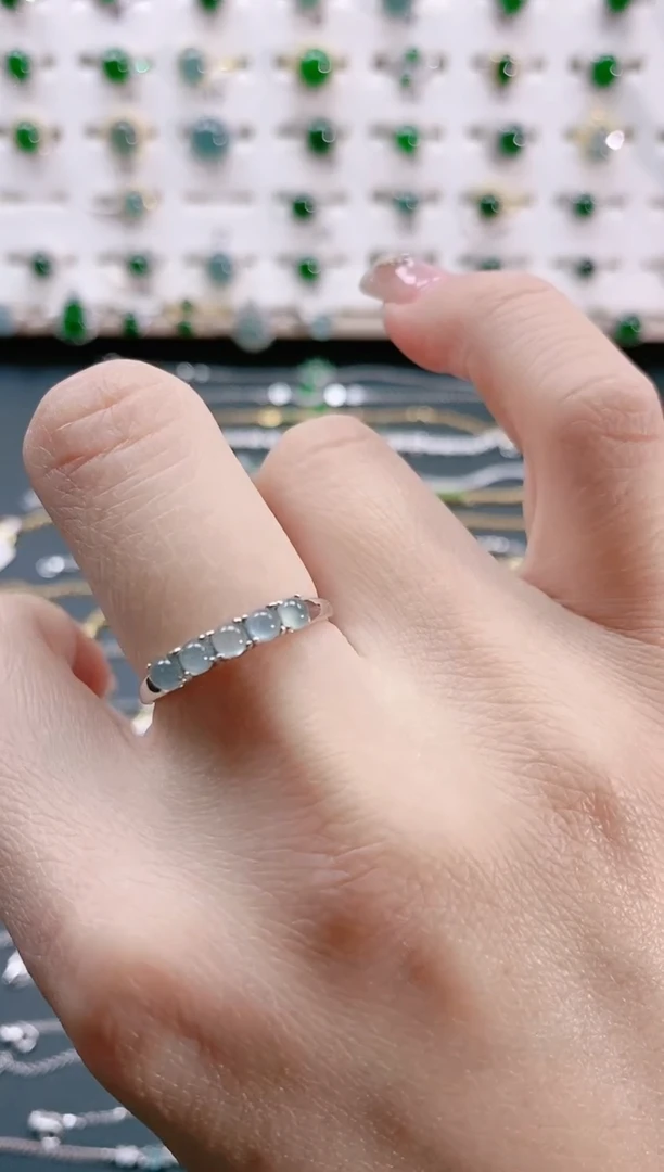 【闪购商品】翡翠戒指银S925镶嵌天然翡翠