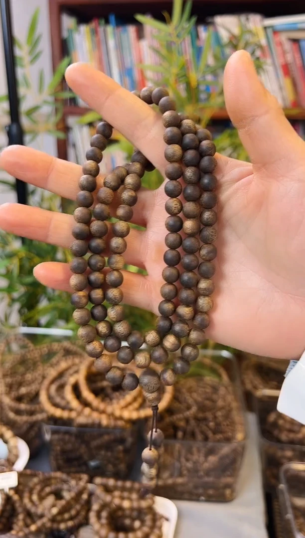 【闪购商品】沉香手串棋楠圆珠多圈