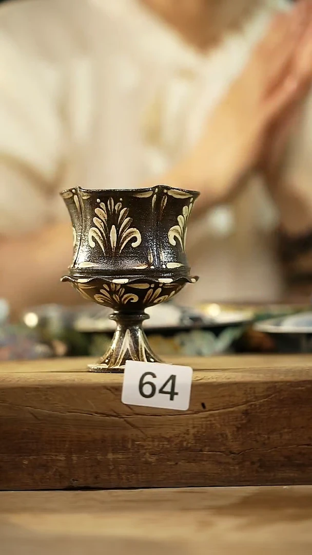 【闪购商品】瓷片新品！设计师款手绘/咖啡杯 听歌