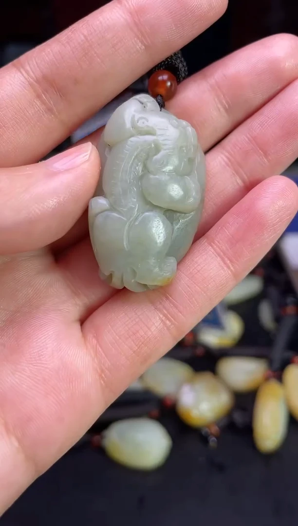 颈饰未镶嵌和田玉123