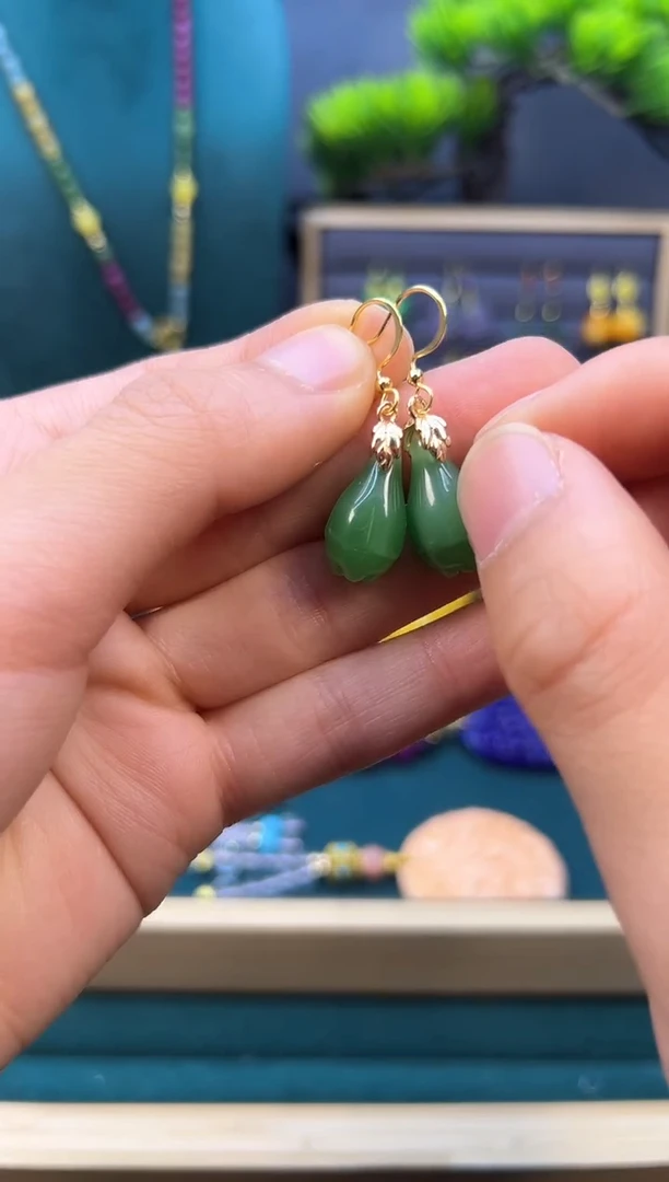 【闪购商品】和田玉耳饰14K金镶嵌E93