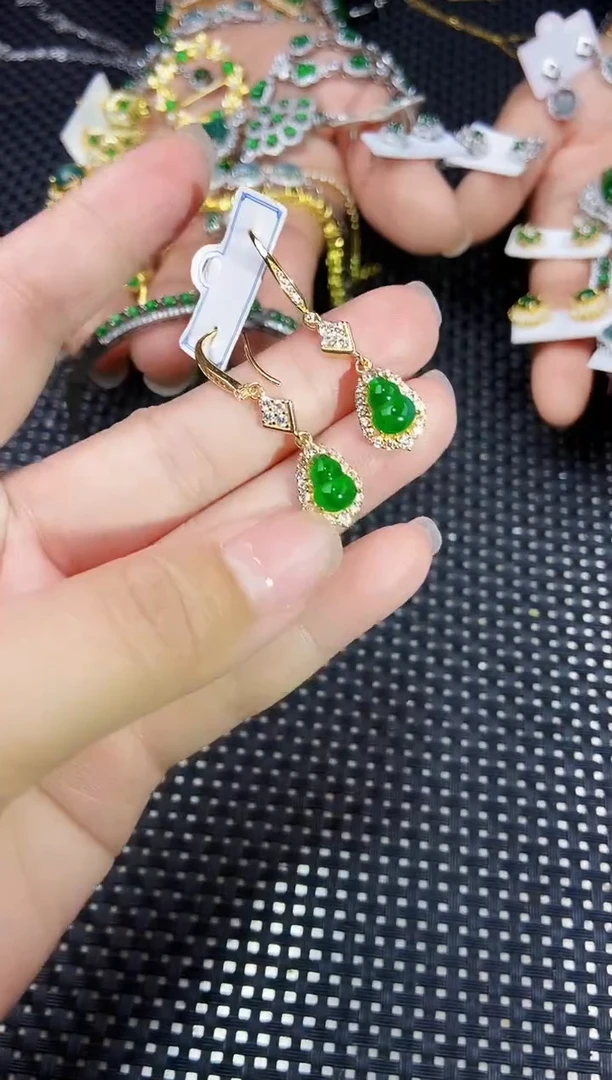翡翠未镶嵌耳饰111111111