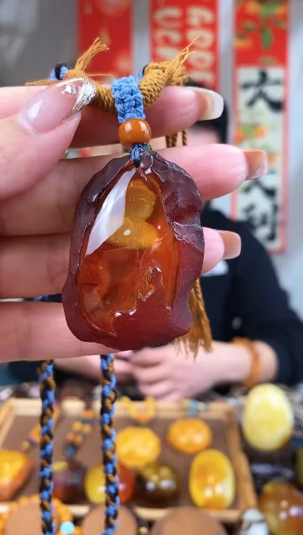 【闪购商品】琥珀裸石未镶嵌基地发货 一物一证 顺丰包邮