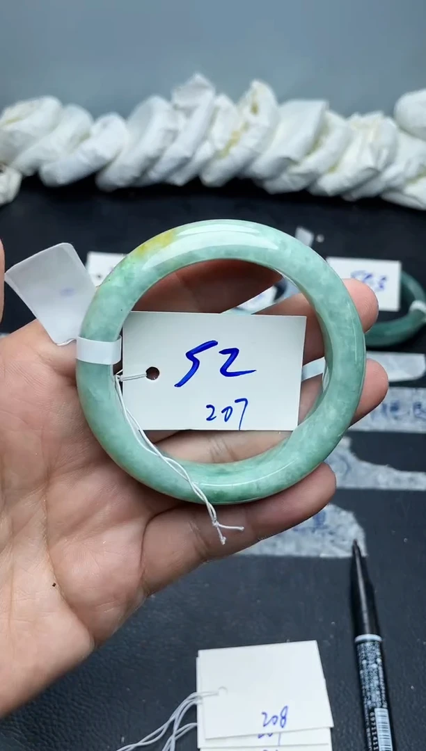 未镶嵌手镯翡翠207