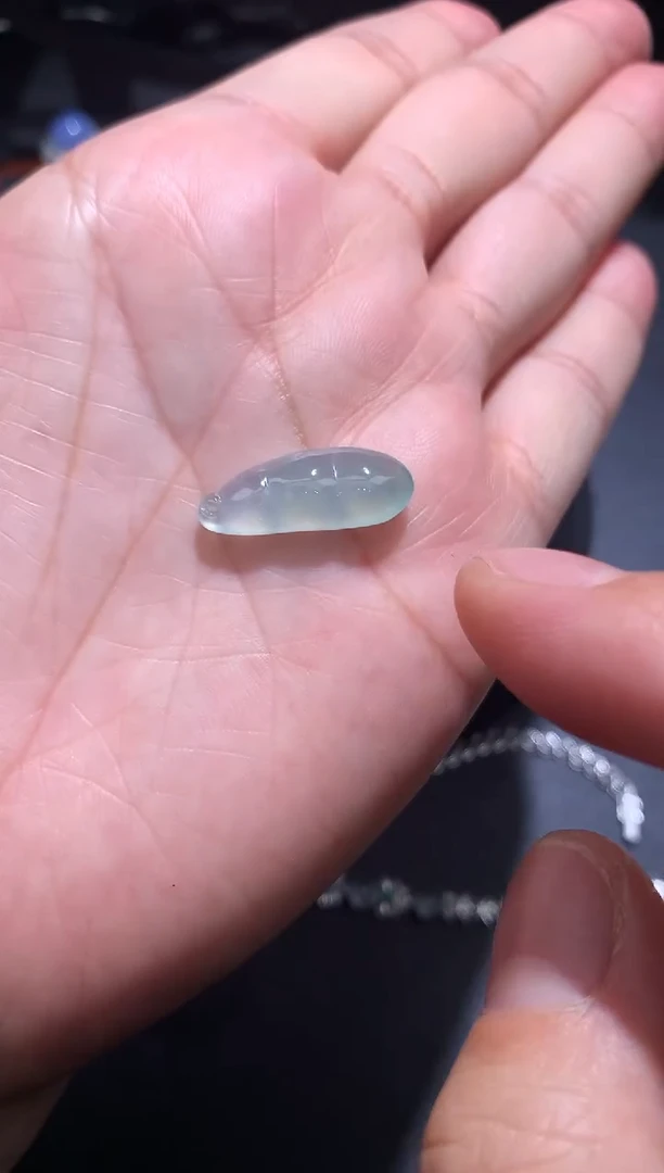 颈饰未镶嵌翡翠豆子