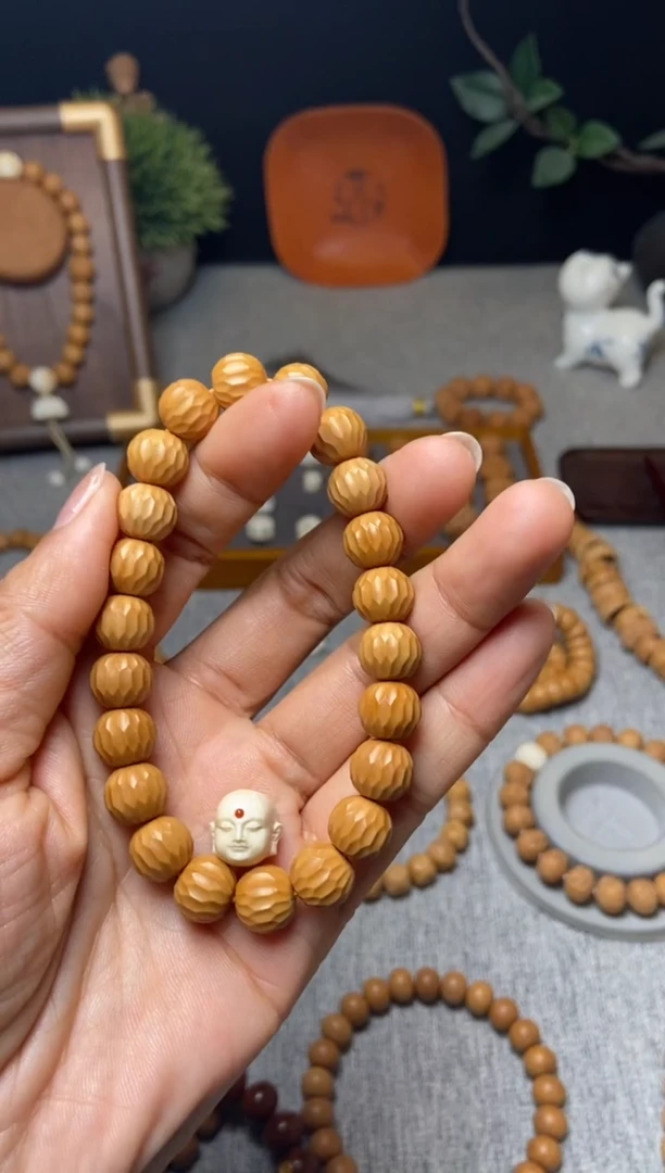 【闪购商品】猴头核桃吊坠千面无相10.5微瑕/玉帝哥哥12+