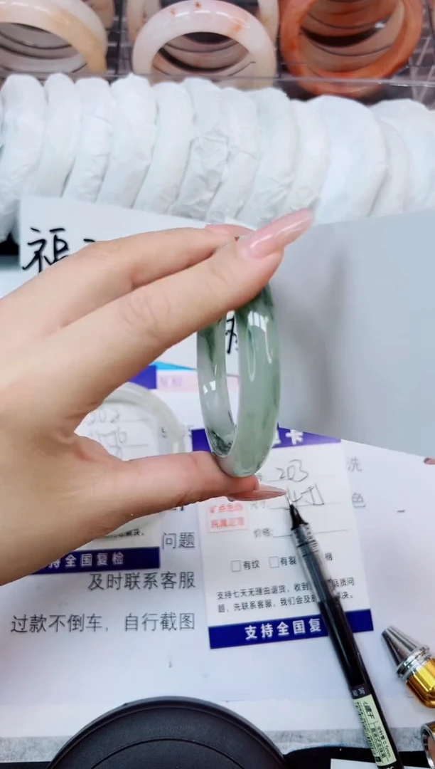 石英质玉手镯未镶嵌A203-54/55